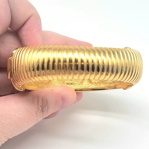 Christian Dior Precious Gemstone Gripoix Glass + Swarovski Crystal Bangle - Picture 12 of 14